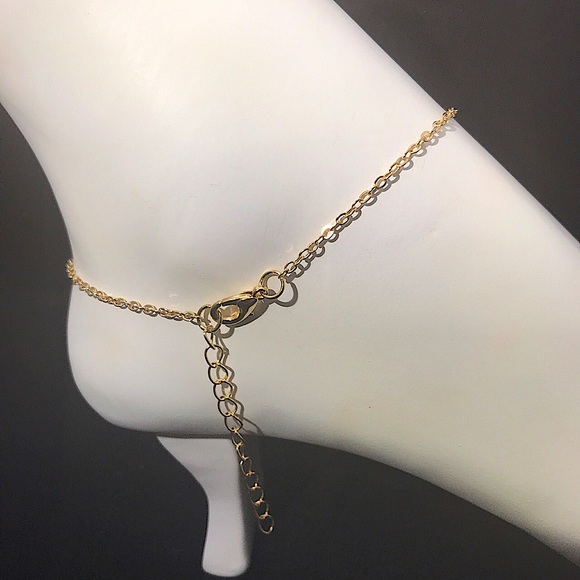 Gold plated 5 Pearl charm ankle bracelet. - Picture 4 of 4